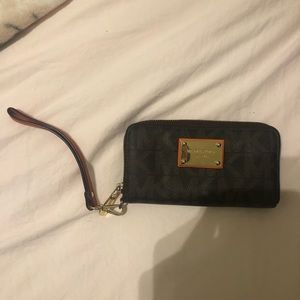 Michael Kors wristlet